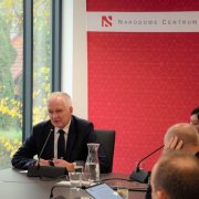 Spotkanie wicepremiera Jarosława Gowina z dyrekcją i członkami Rady NCN, w sali konferencyjnej w siedzibie Narodowego Centrum Nauki